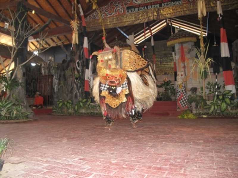 Barong Tanz in Batubulan