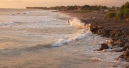 Strand im Westen von Bali